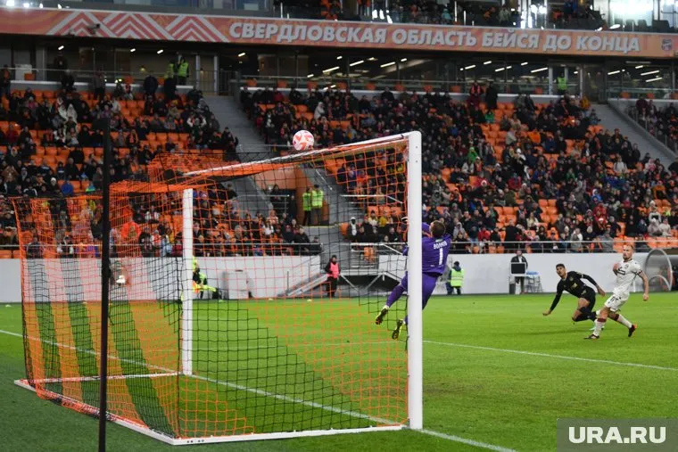 Встреча "Урал" - "Акрон" закончилась со счетом 0:2 в пользу гостей
