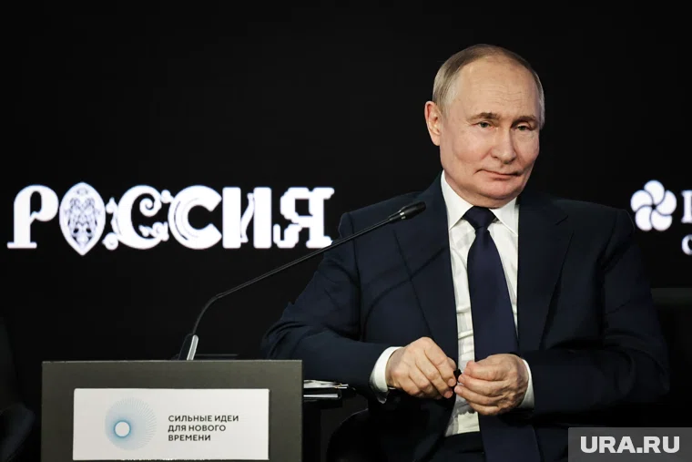 Лидеры стран поздравляют Путина с днем рождения