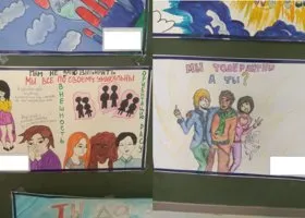 В уральской школе прошел конкурс плакатов с изображением геев и лесбиянок