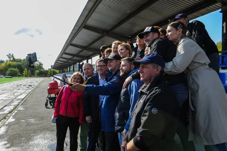 Текслер на стадионе Сигнал необр