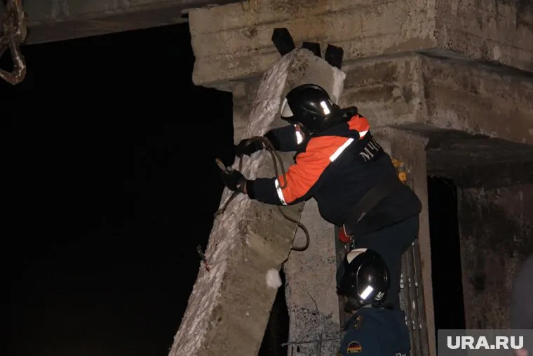 Спасатели работали на месте инцидента круглосуточно