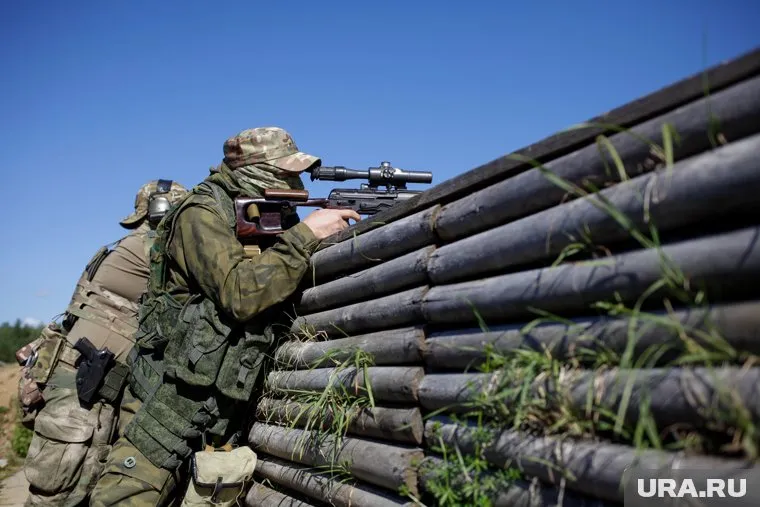 Российские снайперы уничтожили украинский дрон