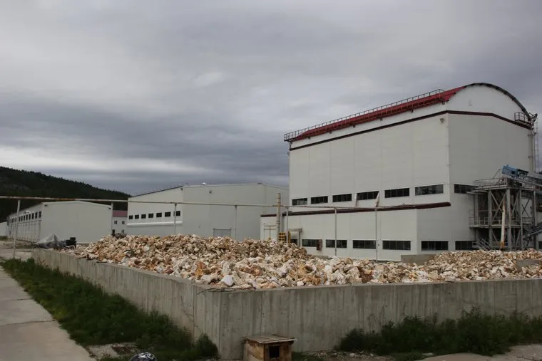 АО "Полярный Кварц": рудник Додо, завод первичного обогащения Усть-Пуйва, Полярный кварц