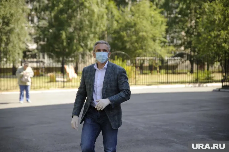 Александр Моор отправился в отпуск после