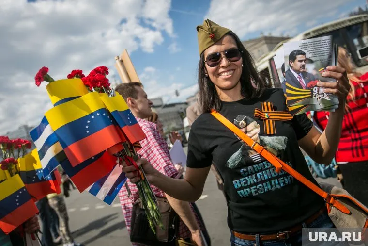 Президент Венесуэлы признал победу России