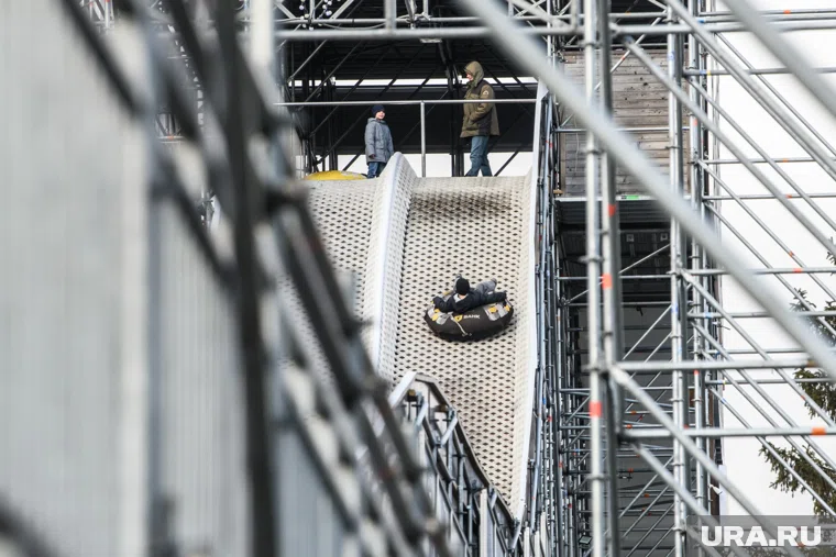 Горка прекратила свою работу временно