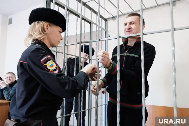 Роман Ванюков пришел на суд в приподнятом настроении