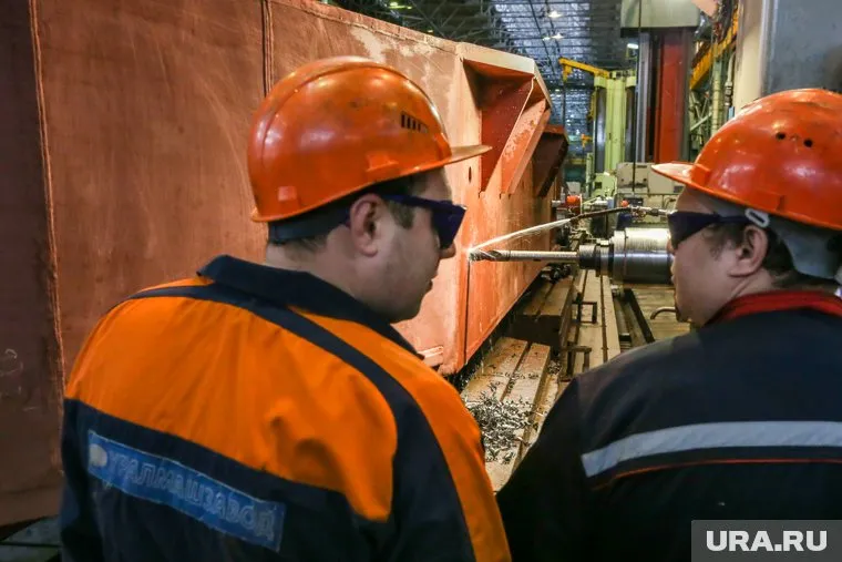 Заводчане должны поставить первый компонент до 1 ноября, а второй — до 1 декабря (фото из архива)