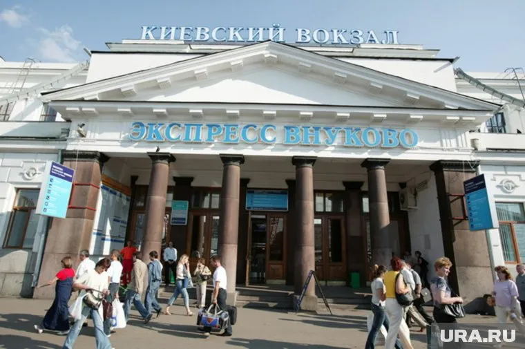 Киевский вокзал в Москве эвакуировали из-за сообщения об угрозе взрыва