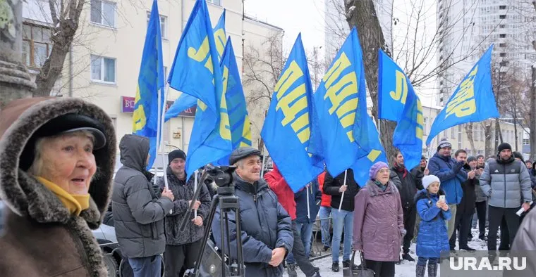 ЛДПР открыла новую приемную в Екатеринбурге в предверии президентских выборов