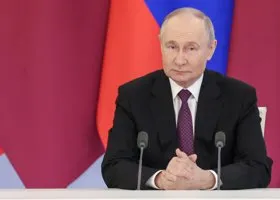«Попал по лбу»: Путин рассказал, откуда у него сильная царапина на лице