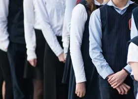 Тюменцам рассказали, как бесплатно одеть детей в школу