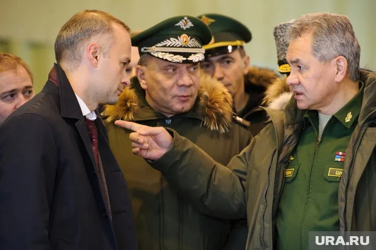 Сергей Шойгу встряхнул военачальников на совещании