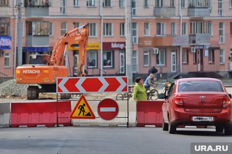Власти вновь начали ремонтировать проблемную Коли Мяготина