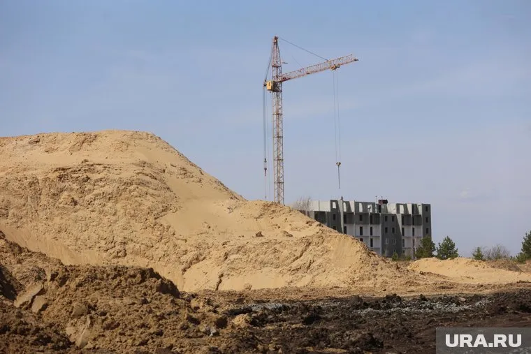 Активист зафиксировал на фото нарушение правил обустройства строительных площадок