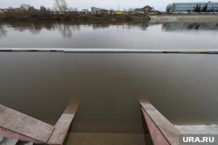 Курганцам приходят СМС о готовности к возможной эвакуации