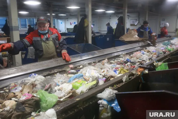 На объекте будет отсортировываться не менее двух тысяч тонн пластика, металла и бумаги