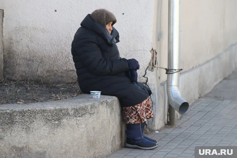 Деьги из ФНБ надо тратить на поддержку пенсионеров, считает Коломейцев