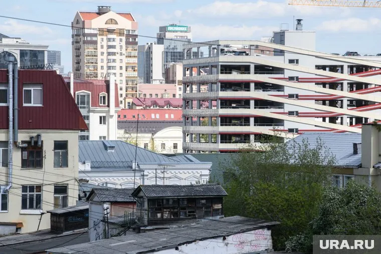 О взрывах в небе сообщили жители