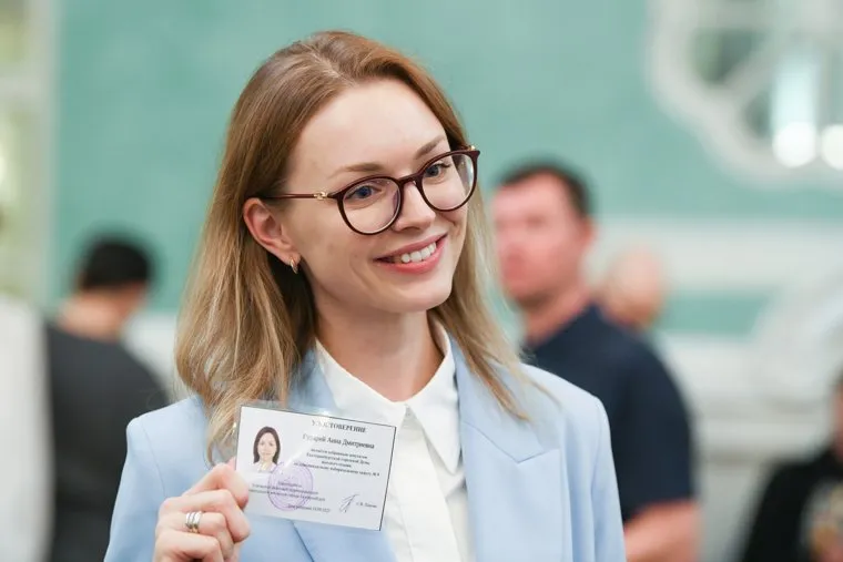 Вручение мандатов депутатам ЕГД восьмого созыва в доме Севастьянова. Екатеринбург