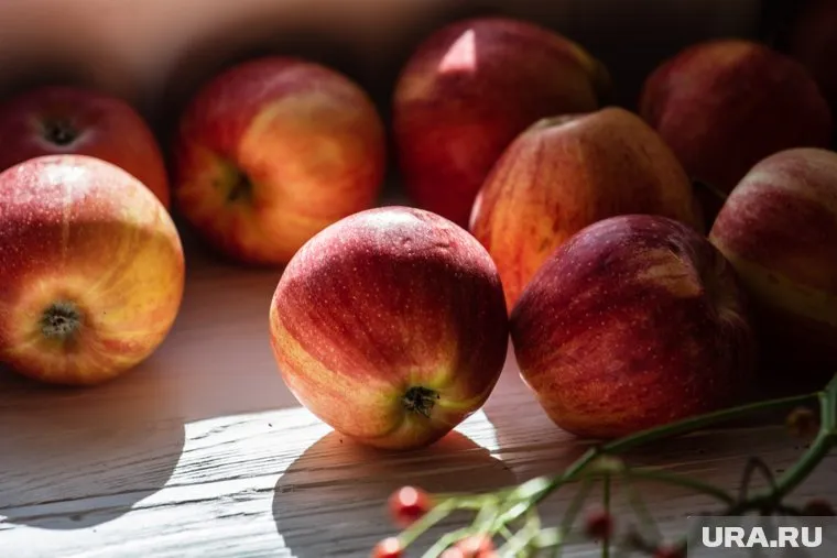 В этот день принято собирать яблоки и другие фрукты