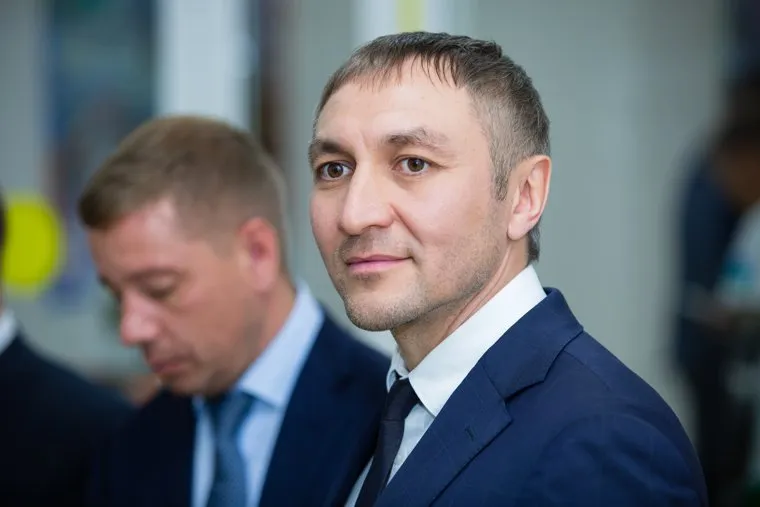 Экскурсия по объекту Центр адаптивного спорта, торжественная церемония чествования спортсменов XXXIII Сурдлимпийских игр. Сургут, лукманов шамиль