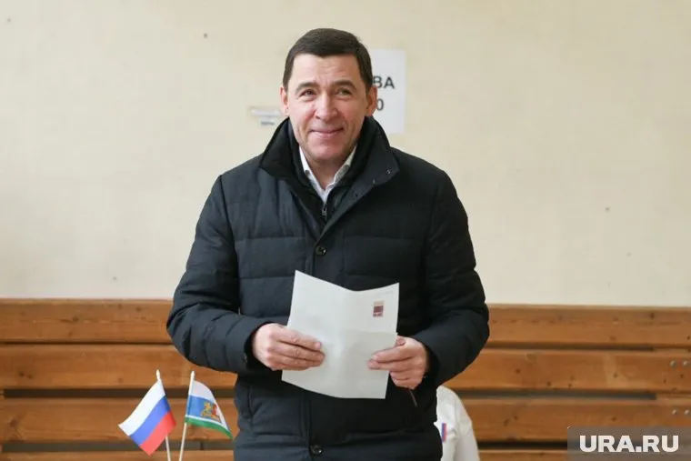 Евгению Куйвашеву 16 марта исполнится 53 года