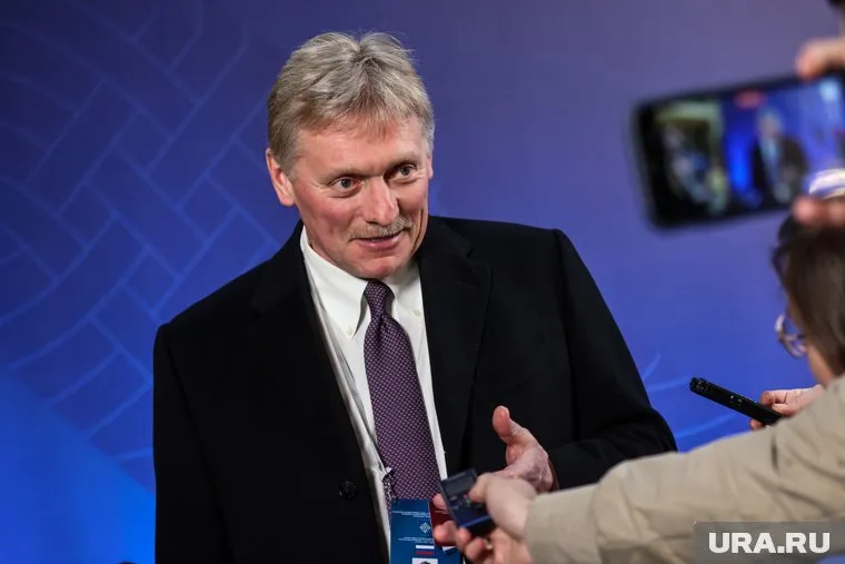 Пресс-секретарь президента РФ Дмитрий Песков воздержался от комментариев по поводу участия Владимира Путина на митинге в «Лужниках»