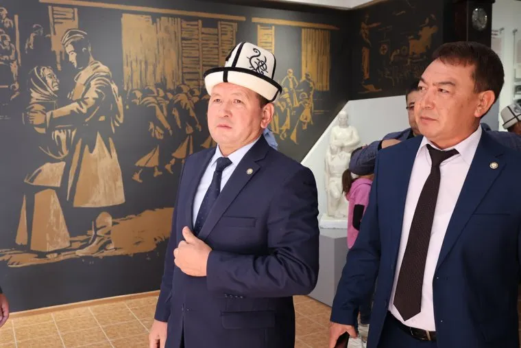 Открытие музея Чолпонбая Тулебердиева. Бишкек