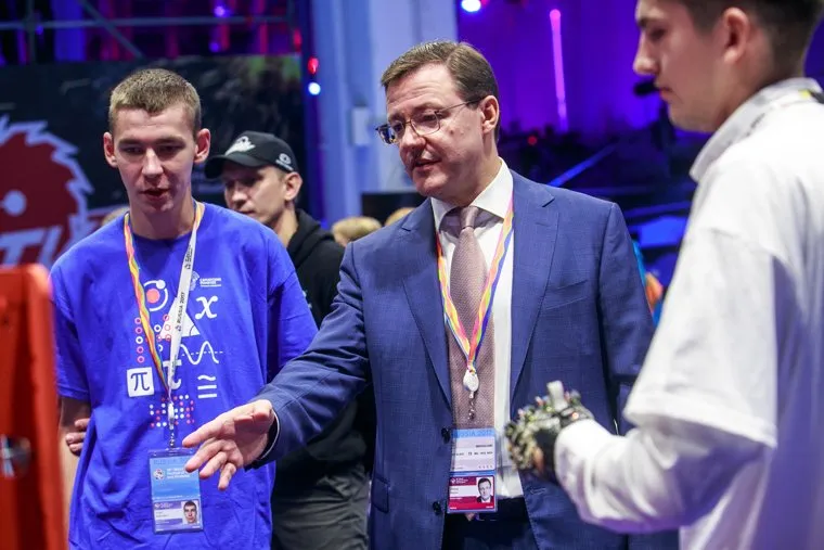 XIX Всемирный фестиваль молодежи и студентов. Первый день. Сочи, азаров дмитрий