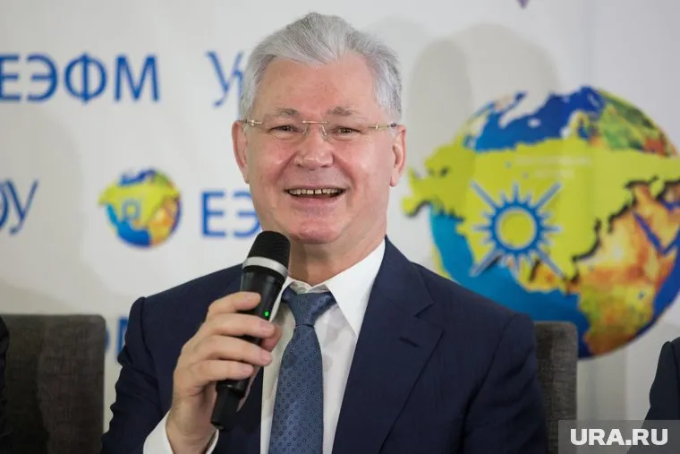 Михаил Федоров будет управлять МУНИБ и развивать его дистанционно