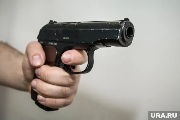 В Октябрьском районе вооруженные налетчики напали на банк