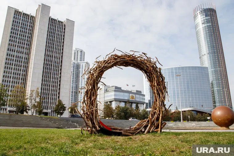 На пути екатеринбургских бизнесменов в областную власть появился барьер