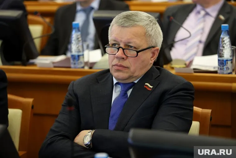 Владимир Казаков представил в Бишкеке противопожарную технику, произведенную в Курганской области