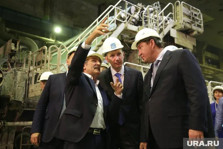 Максим Решетников (в центре) в прошлом году лично познакомился с теми, от кого зависит благополучное объединение Соликамска