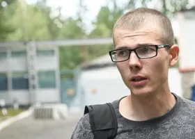 У «очкарика» из Екатеринбурга, который дал сдачи мажору, появилась «крыша» в колонии