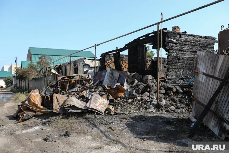 Пожар смогли потушить через несколько часов