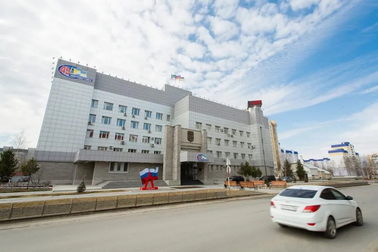 Виды города. Нижневартовск, администрация нижневартовска, город нижневартовск