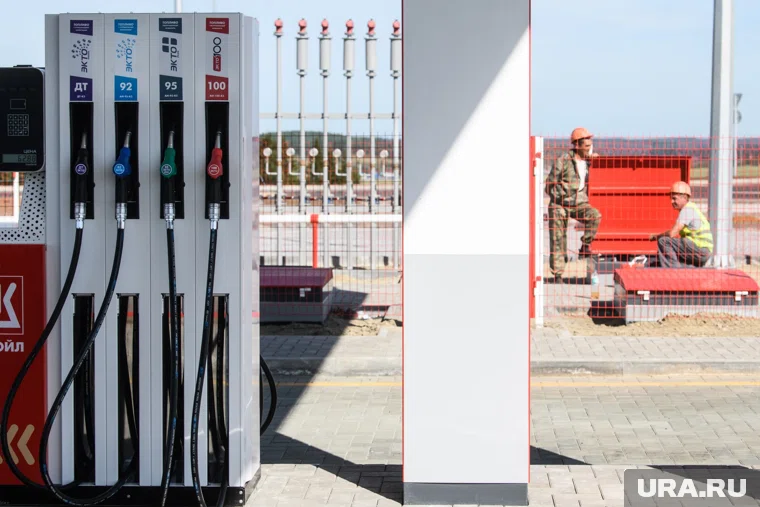 Потребительские цены на бензин в РФ в августе выросли на 1,8%