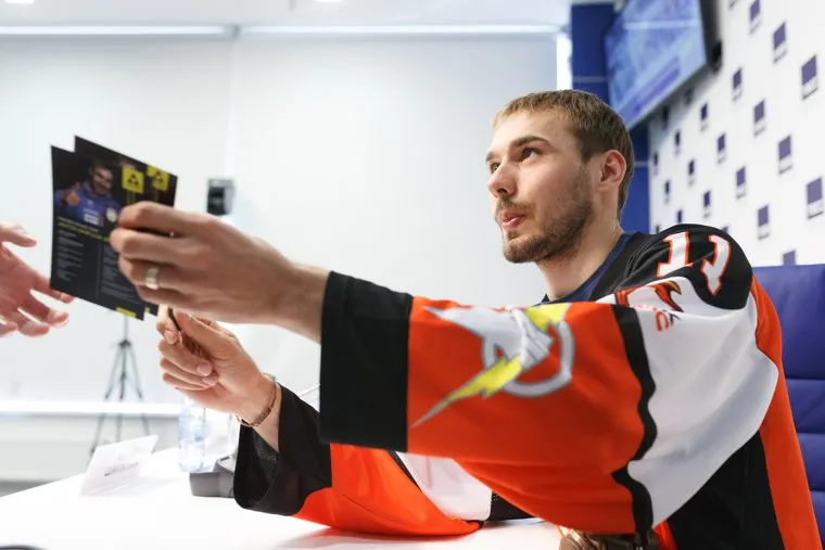  Пресс-конференция, посвященная благотворительному хоккейному матчу г. Екатеринбург