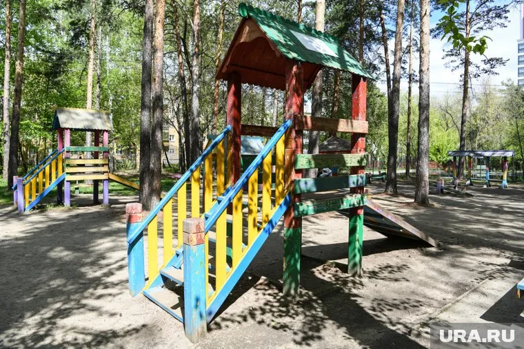Площадки оказались опасны для детей
