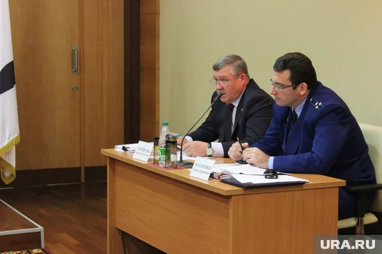 Прокурор г. Лабытнанги Денис Назаренко получил звание «Заслуженного прокурора РФ»