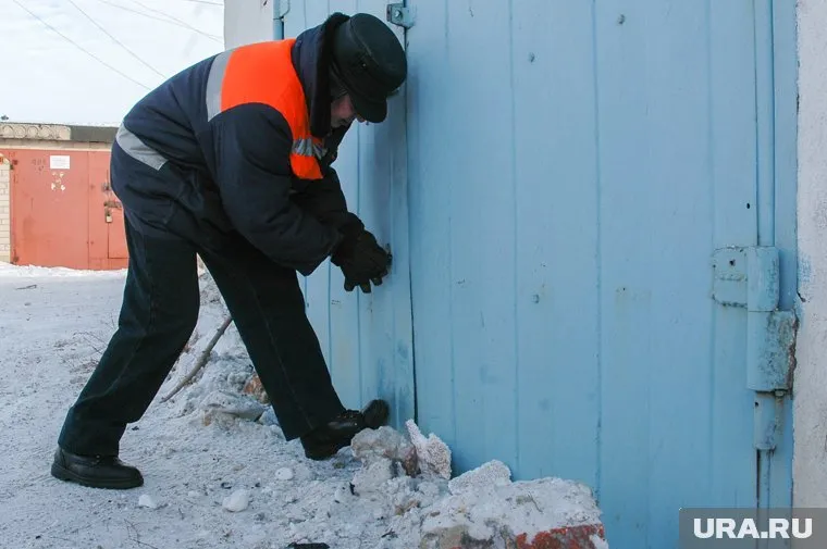 Пожилой мужчина продавал «паленый» алкоголь в гаражах (фото из архива)