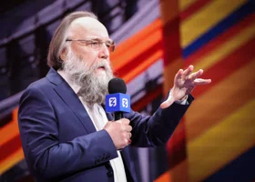 Захарова: Британия превзошла саму себя в санкциях против Дугина