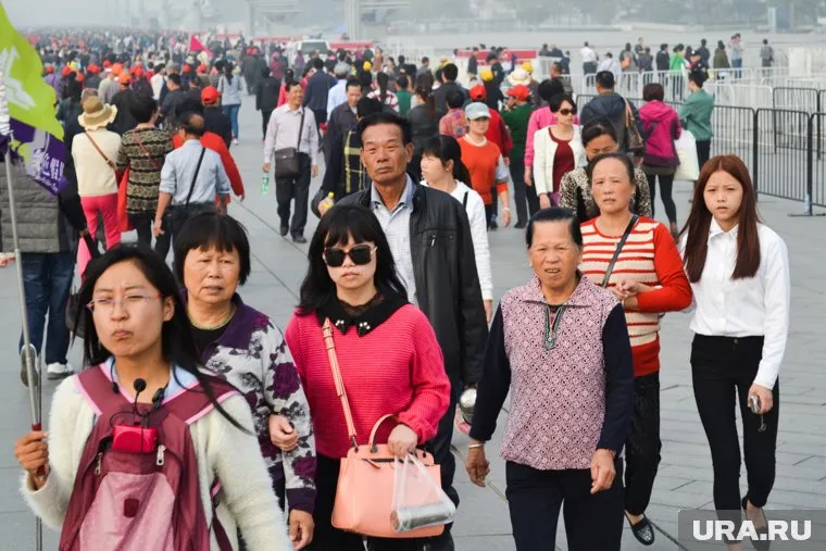 Китай и так должен был стать ведущей экономической силой в мире, однако пандемия коронавируса ускорит этот процесс, полагает Владимир Брутер