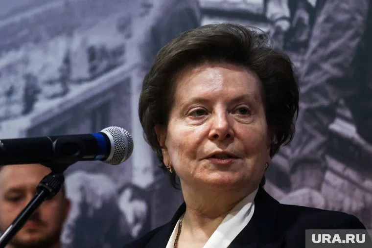 Наталья Комарова написала телеграмму с поздравлениями митрополиту Павлу