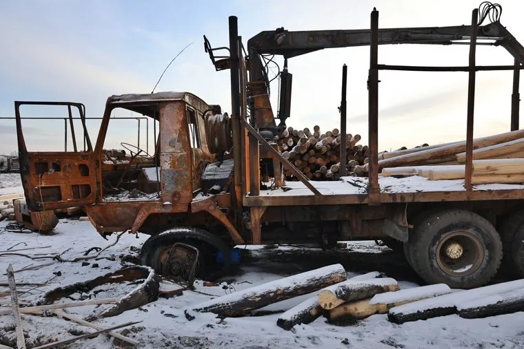 Сгоревшие машины, Омская 171Б. Курган
