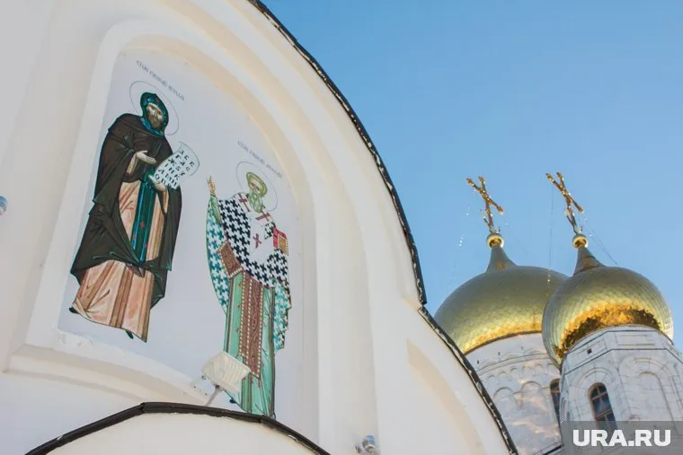 Божественная литургия прошла в Воскресенском соборе Ханты-Мансийска