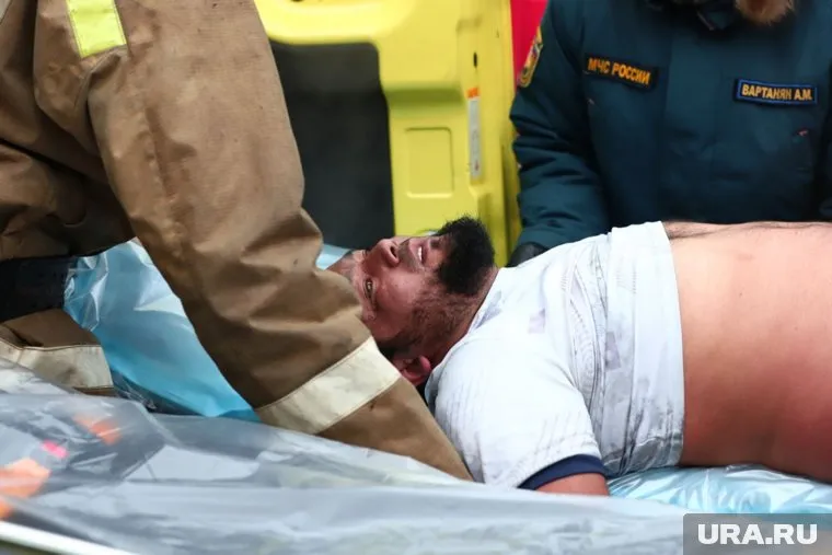 Один из пострадавших — Султан из Узбекистана, его ждут дети и жена