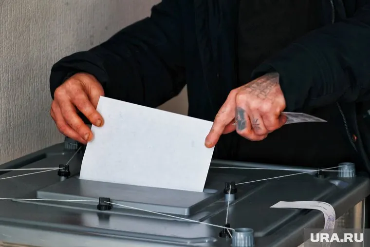 В Кургане участники СВО проголосовали на выборах в госпитале